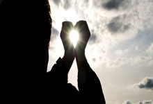 V体育官方网站：拉希德：76人球迷都受够了恩比德 后者马上就要被赶出费城了.